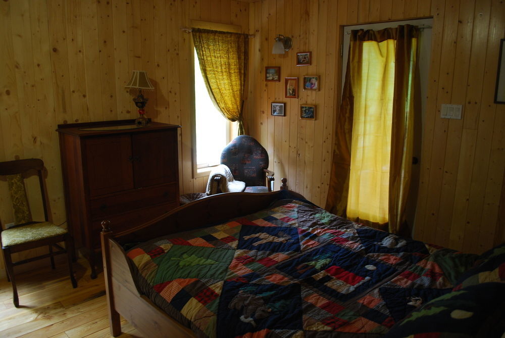 Auberge De La Riviere Matapedia - Matapedia River Lodge Routhierville Екстериор снимка