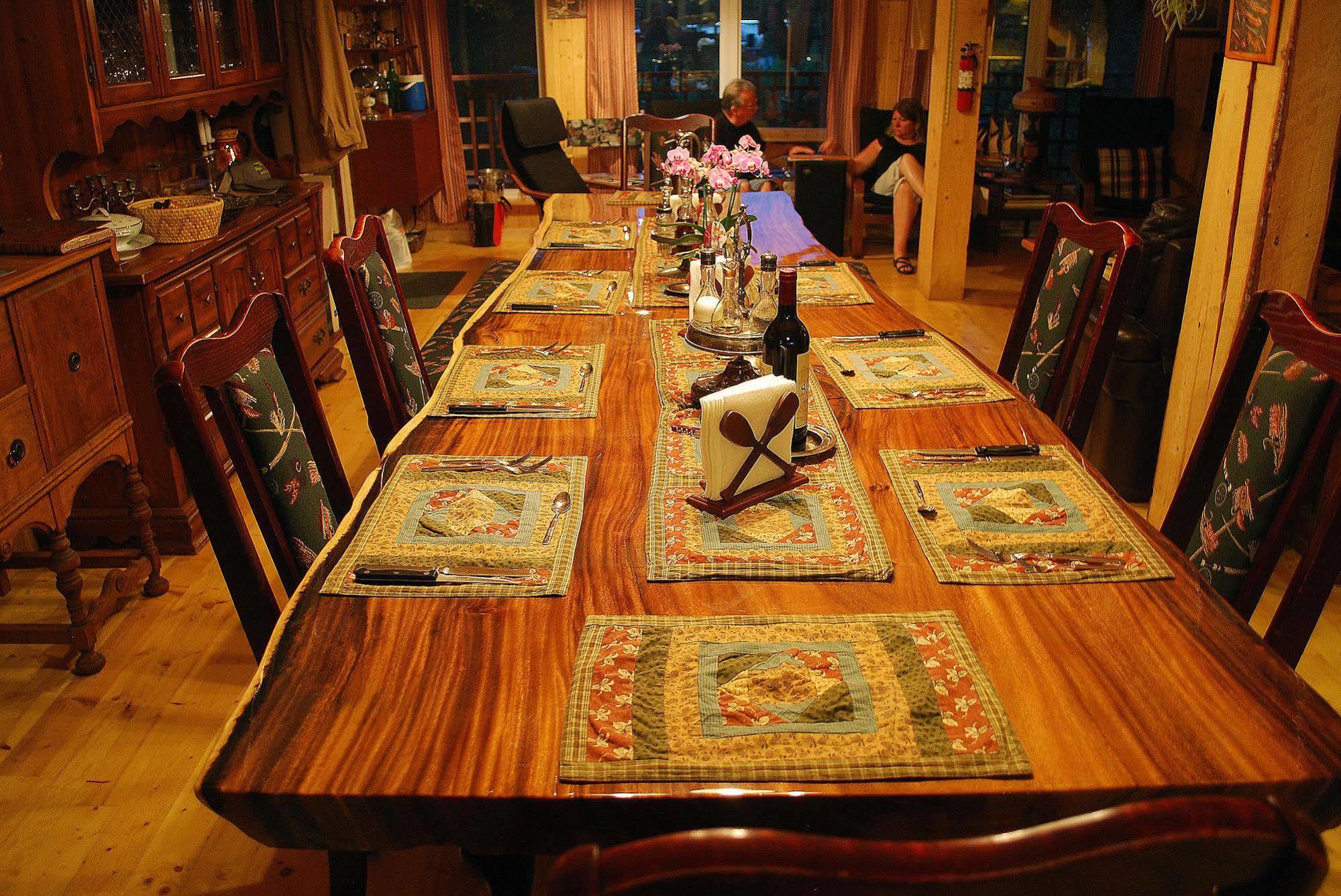 Auberge De La Riviere Matapedia - Matapedia River Lodge Routhierville Екстериор снимка