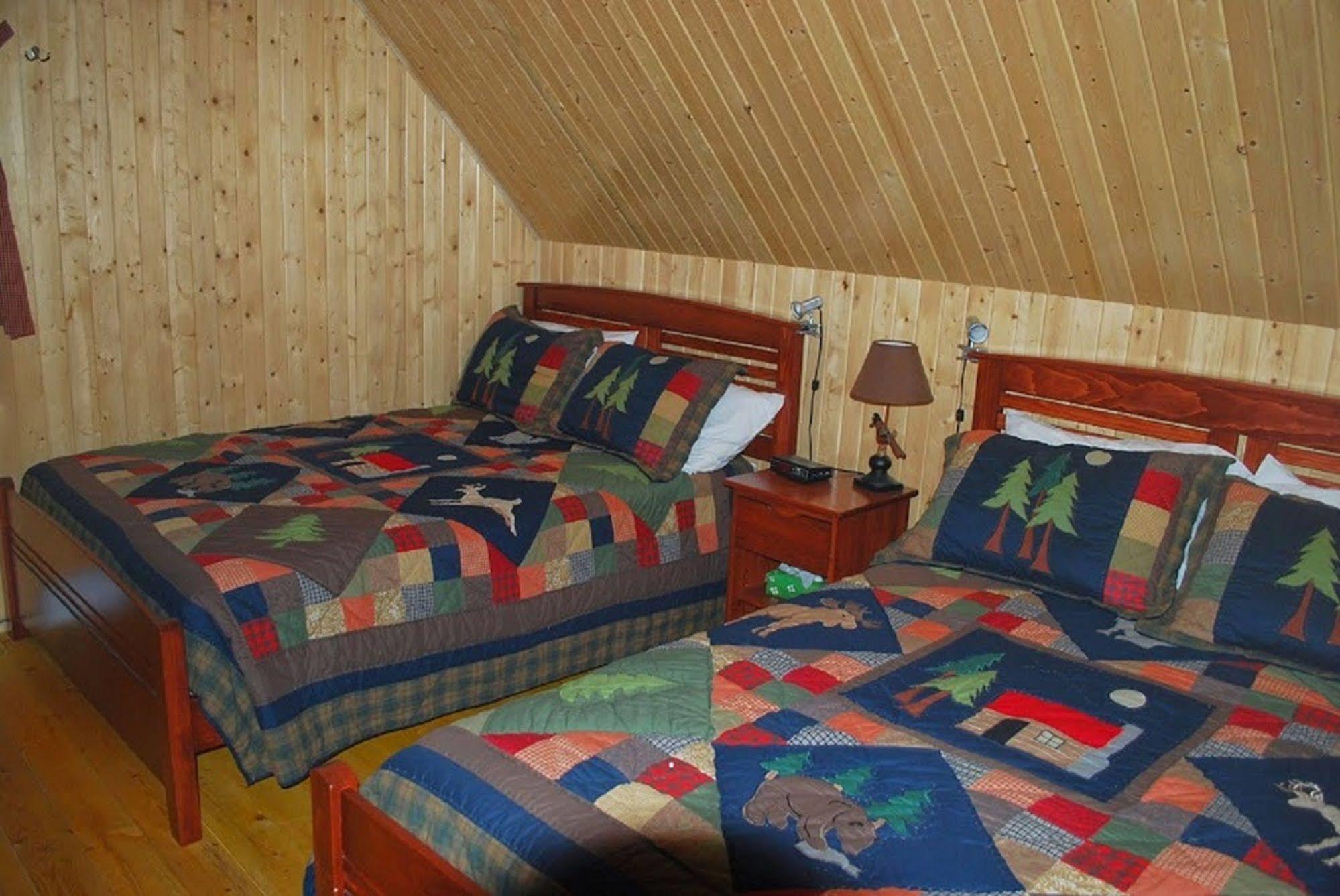 Auberge De La Riviere Matapedia - Matapedia River Lodge Routhierville Екстериор снимка